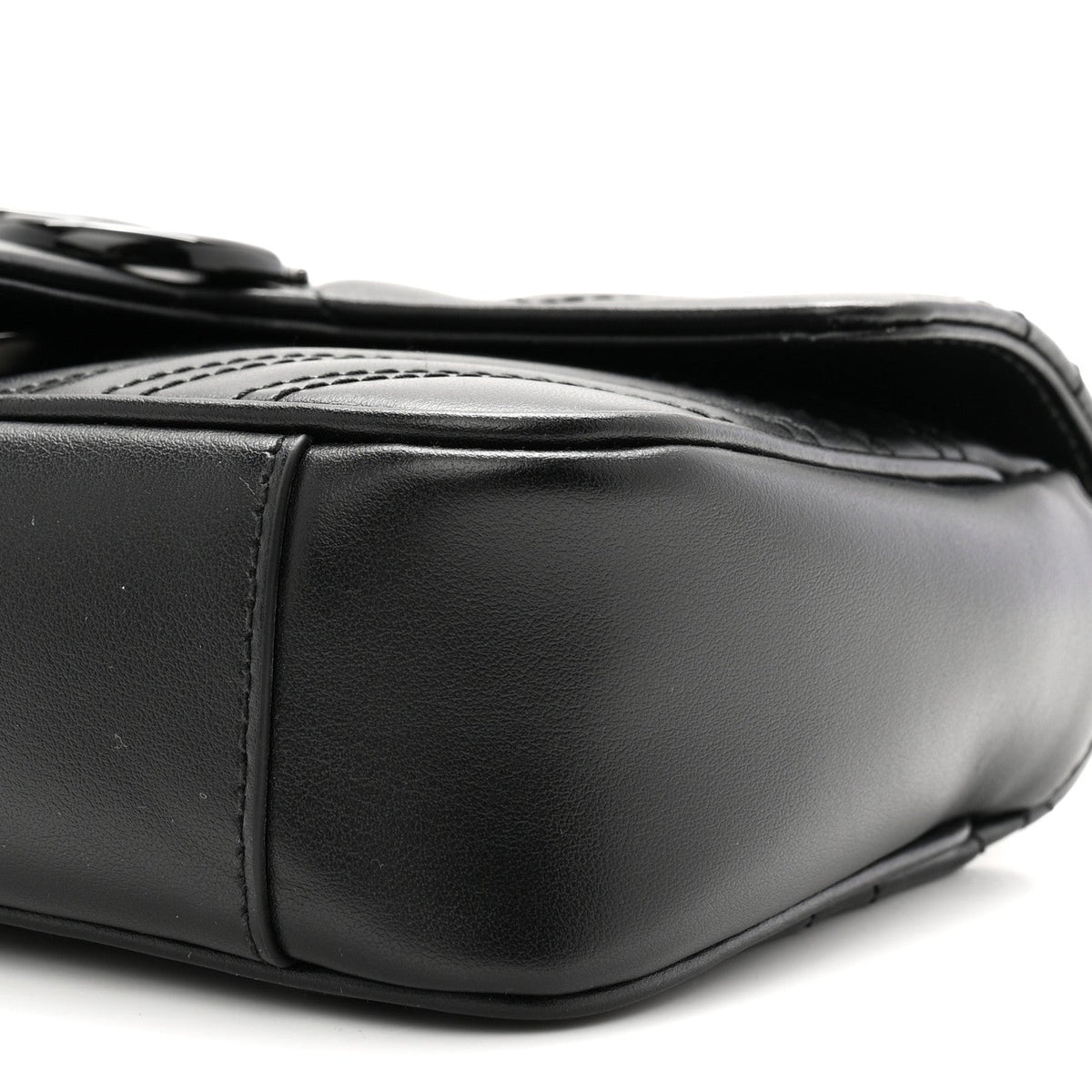 Calfskin Matelasse Monochrome Mini GG Marmont Shoulder Bag Black