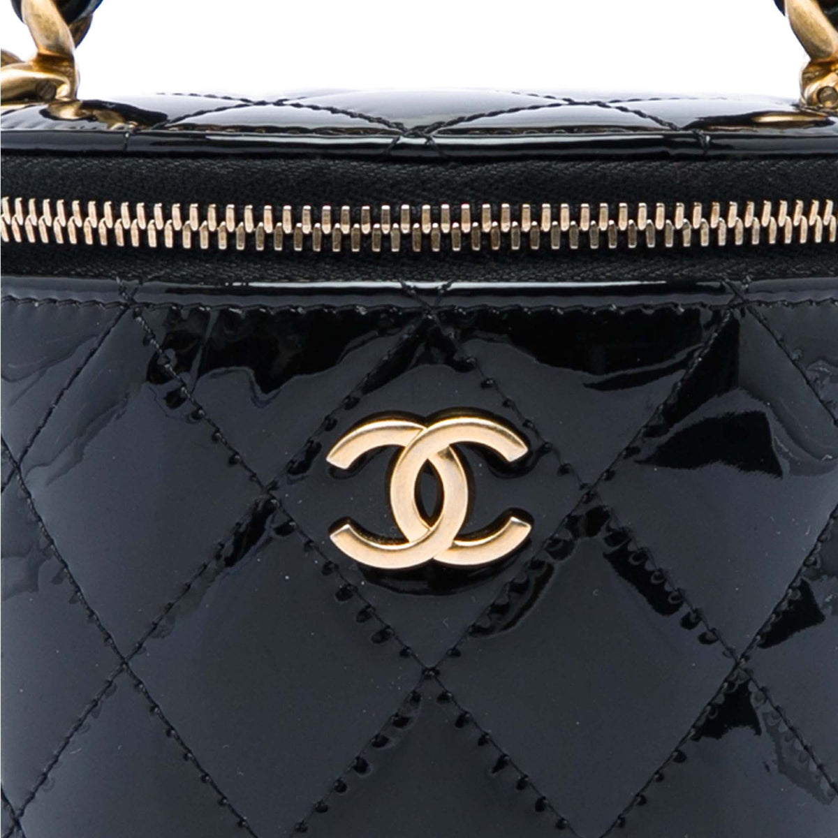 Afternoon Tea Vanity Bucket Bag Quilted Patent