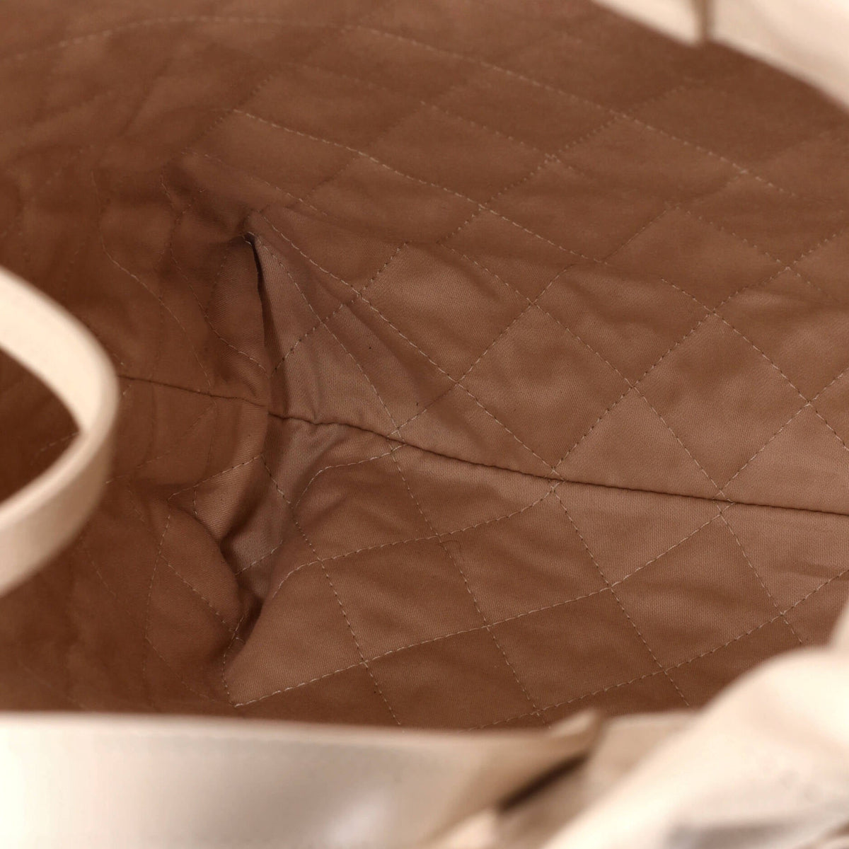 22 Chain Backpack Quilted Calfskin Medium