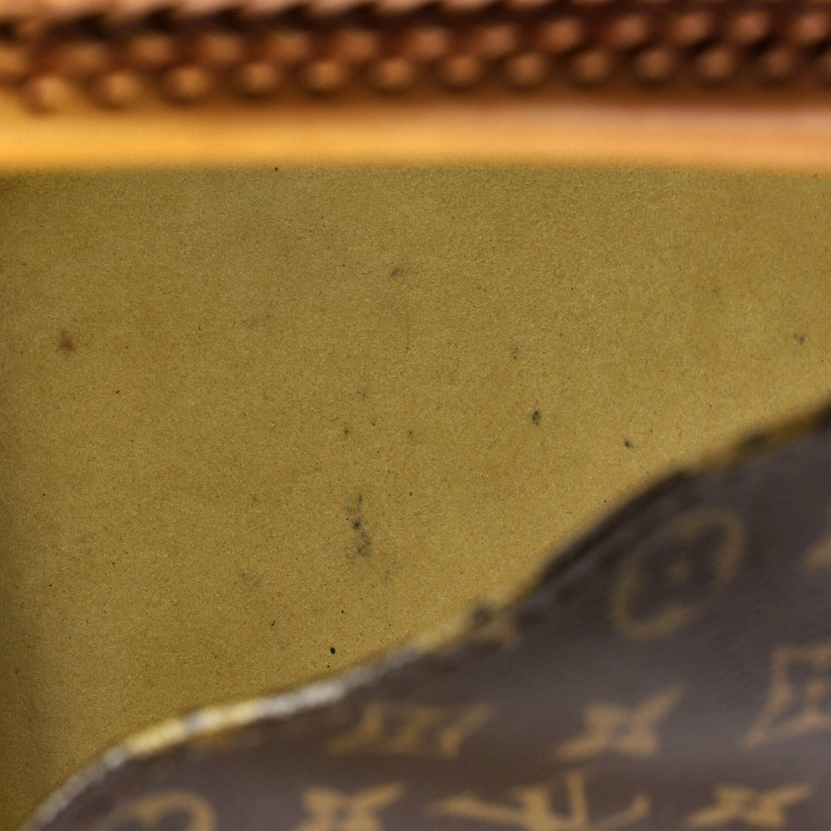 Artsy Handbag Monogram Canvas MM