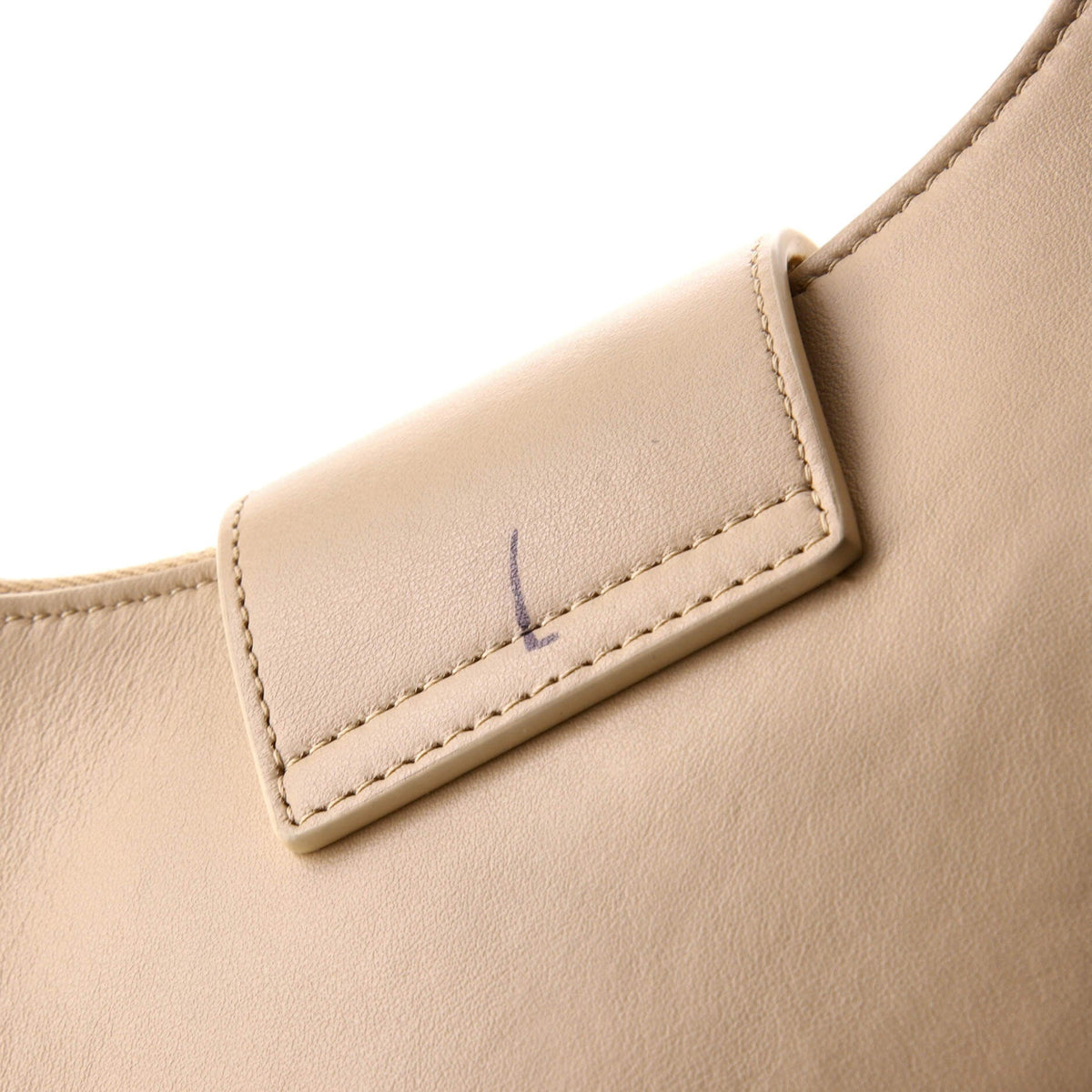 Ava Triomphe Bag Leather
