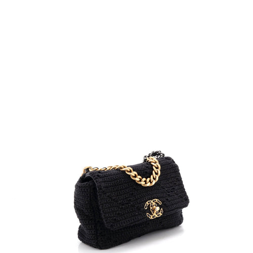 19 Flap Bag Crochet Medium