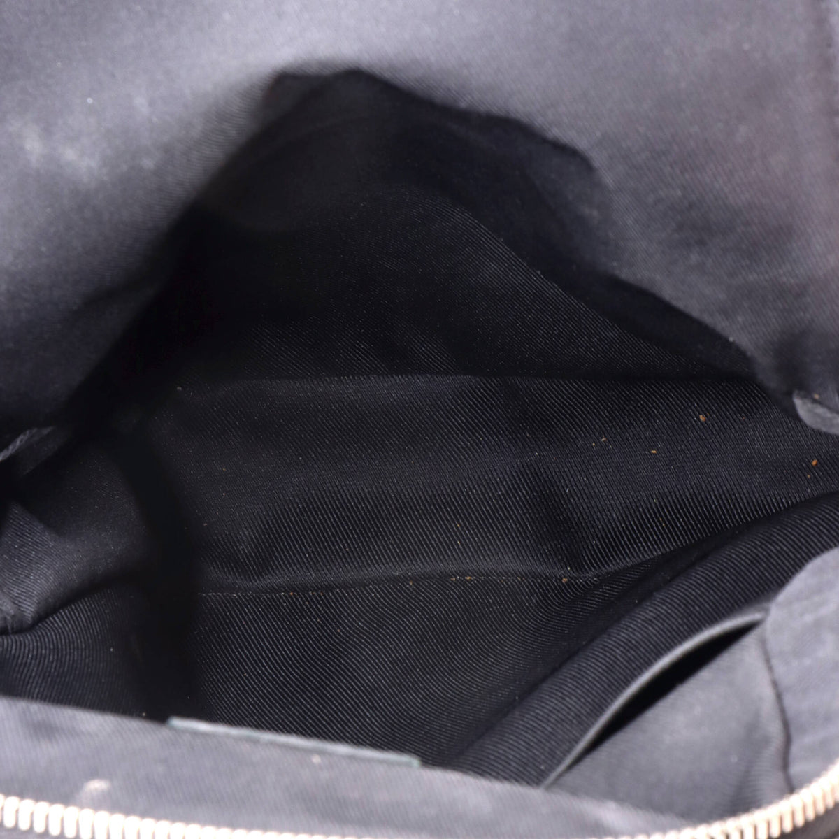 Avenue Sling Bag Taiga Leather