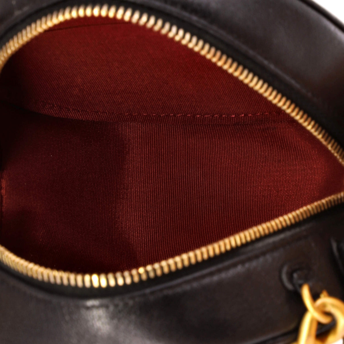 19 Round Clutch with Chain Quilted Leather