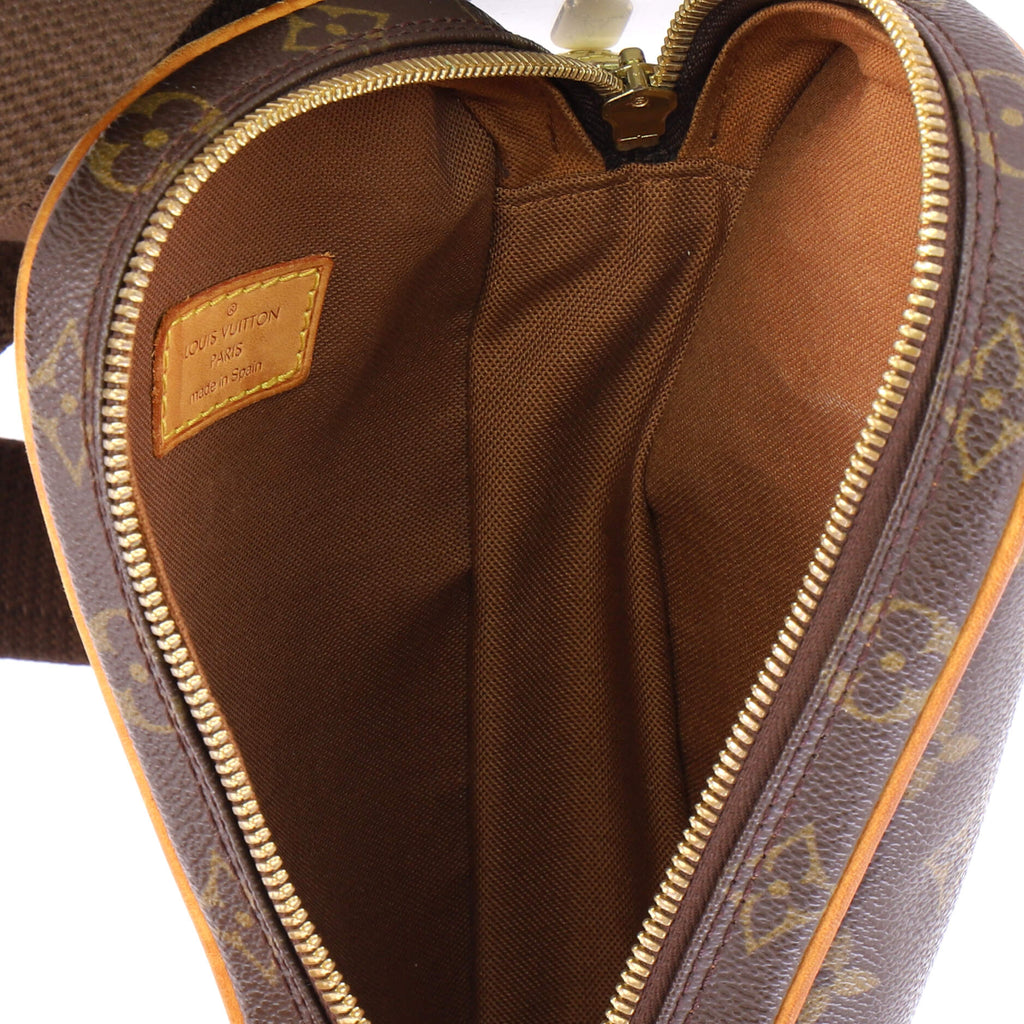 Pochette Gange Monogram Canvas