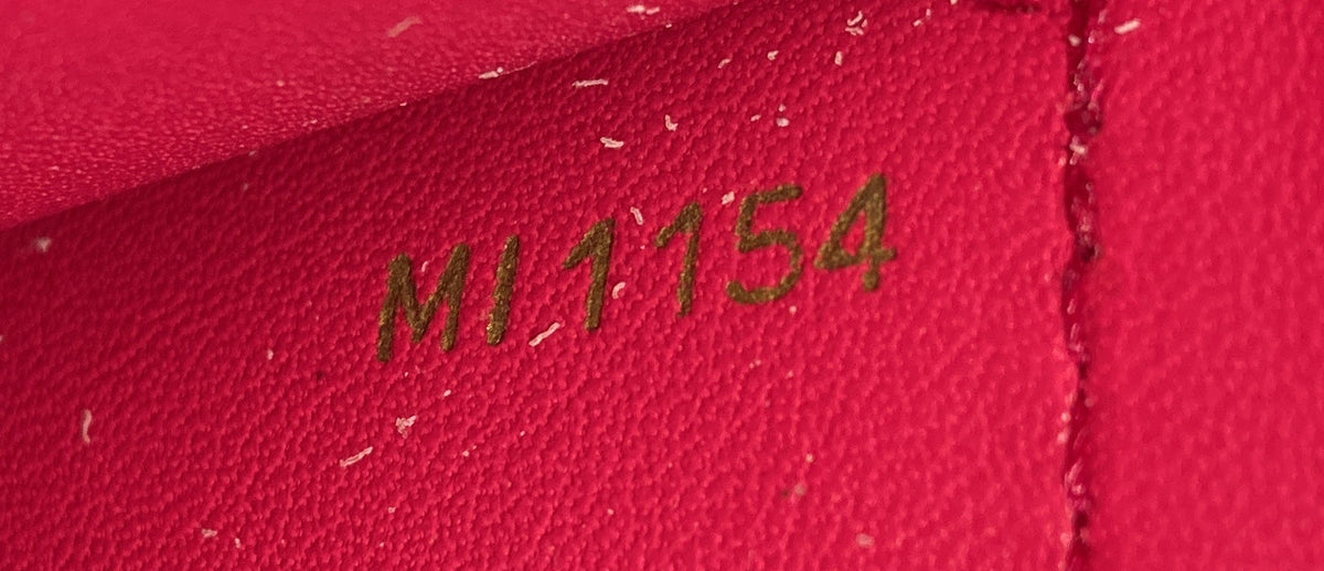 Capucines Bag Leather MM