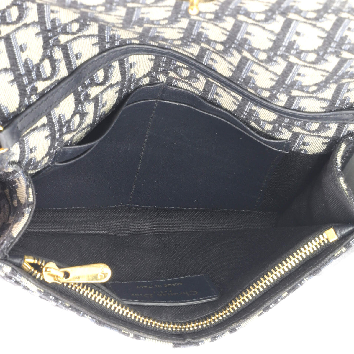 30 Montaigne 2-in-1 Pouch Oblique Canvas