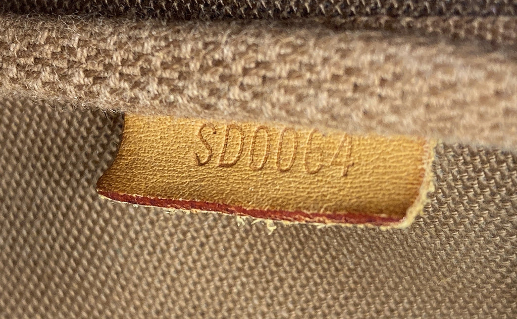 Pochette Accessoires Monogram Canvas