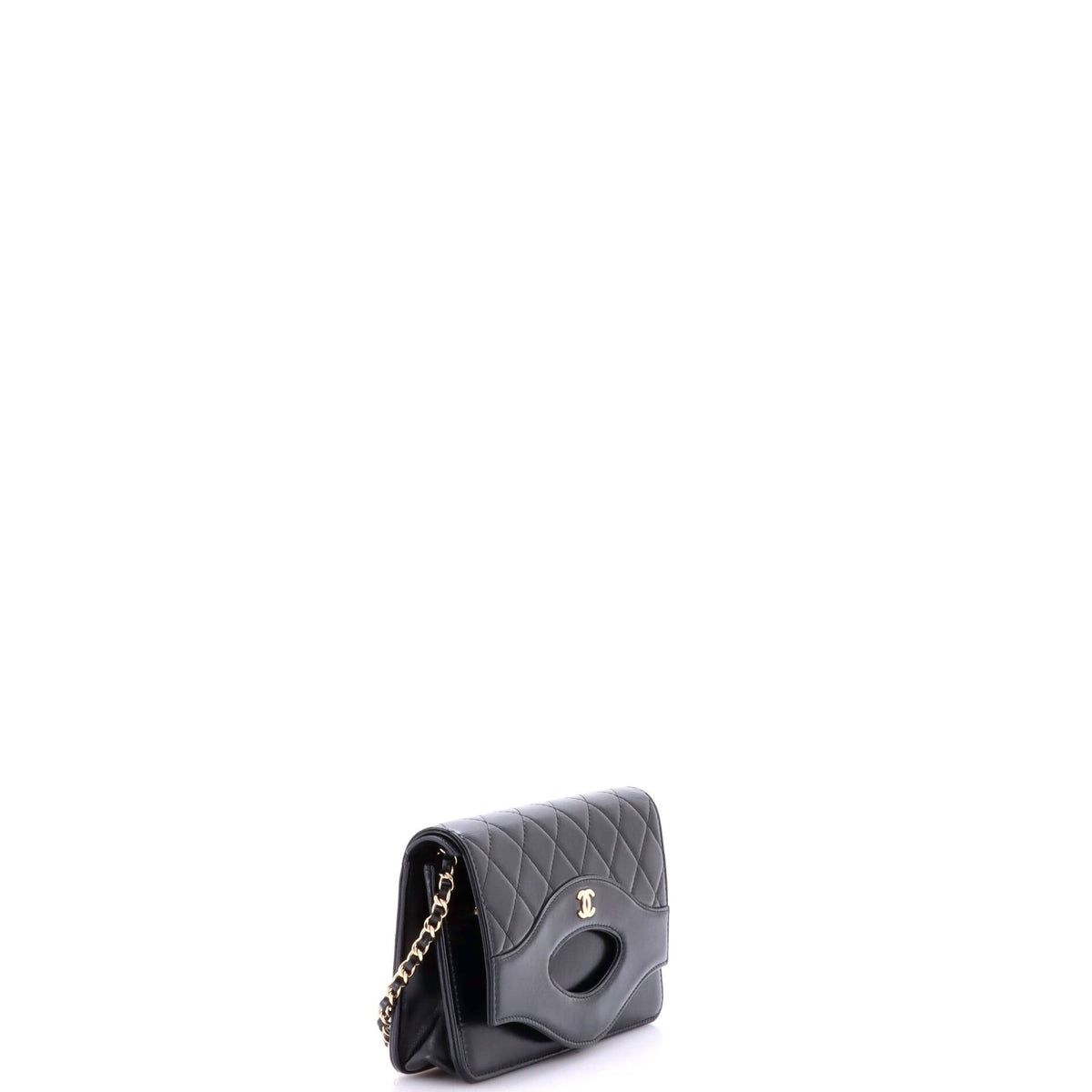 31 Wallet on Chain Quilted Shiny Lambskin