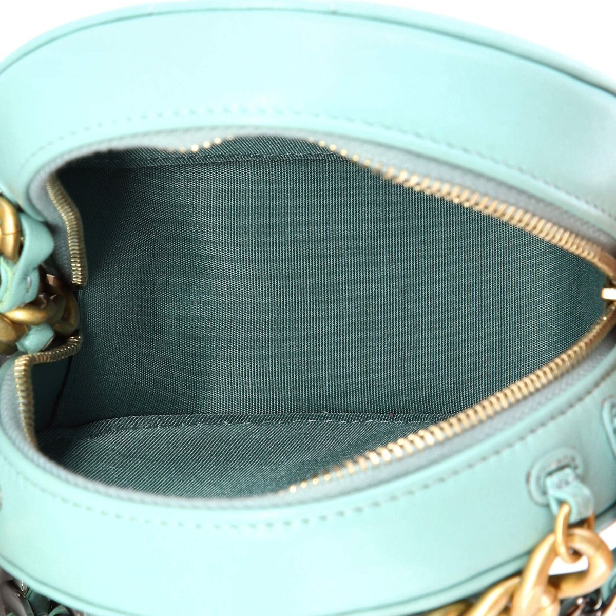 19 Round Clutch with Chain Quilted Leather