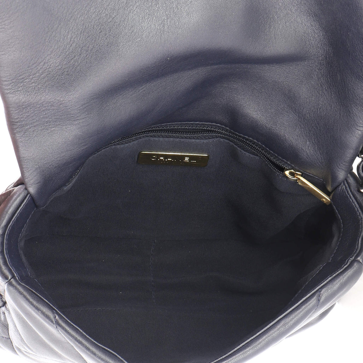 19 Flap Bag Quilted Leather Medium