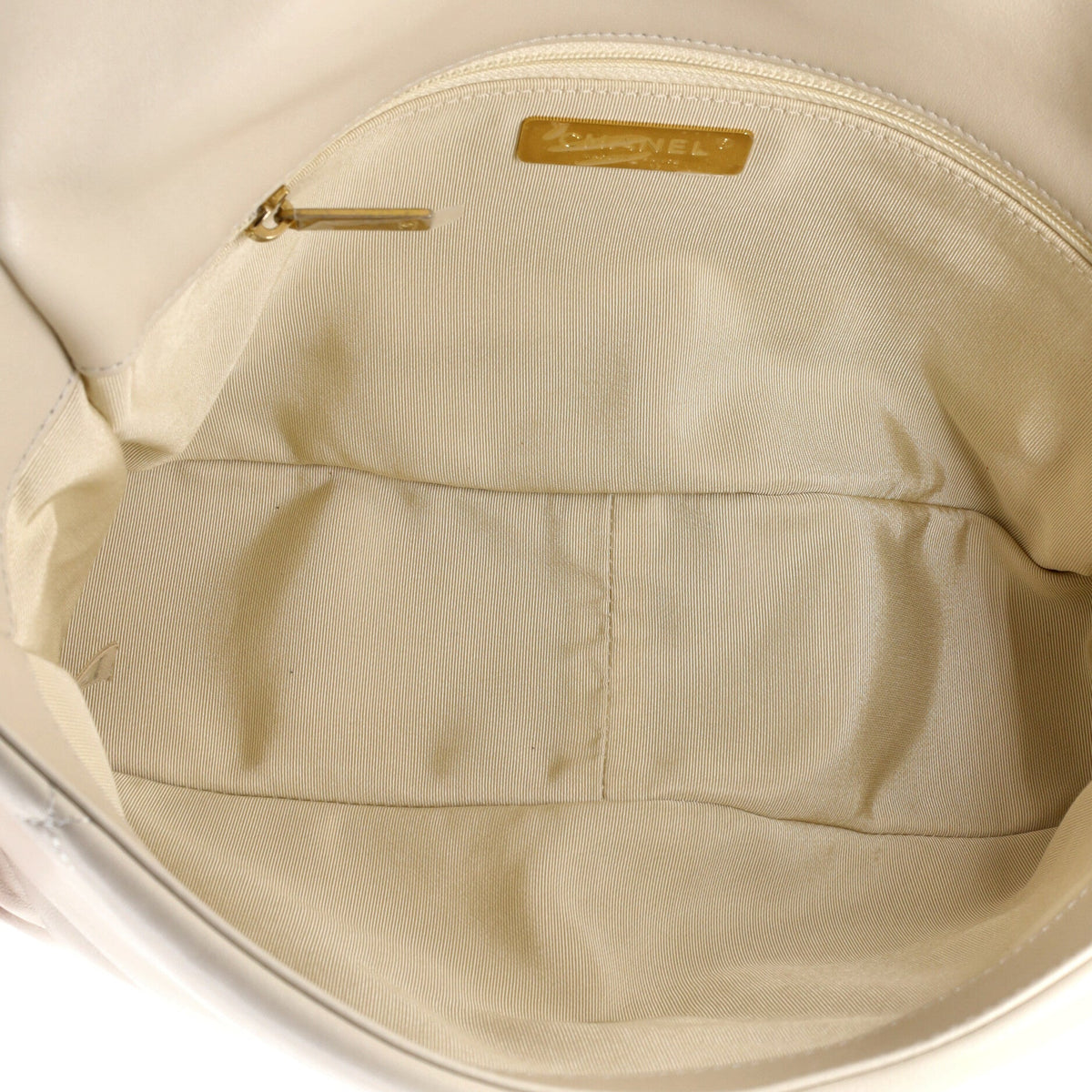 19 Flap Bag Quilted Leather Large