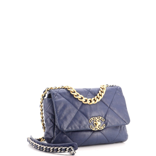 19 Flap Bag Quilted Leather Medium