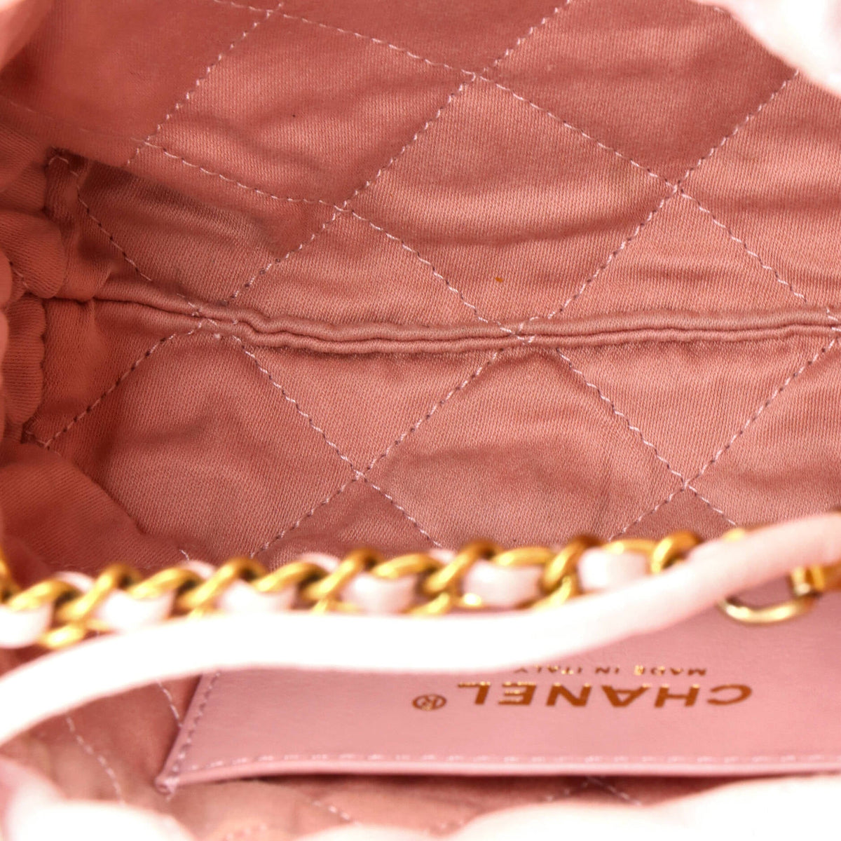 22 Chain Hobo Quilted Caviar Mini