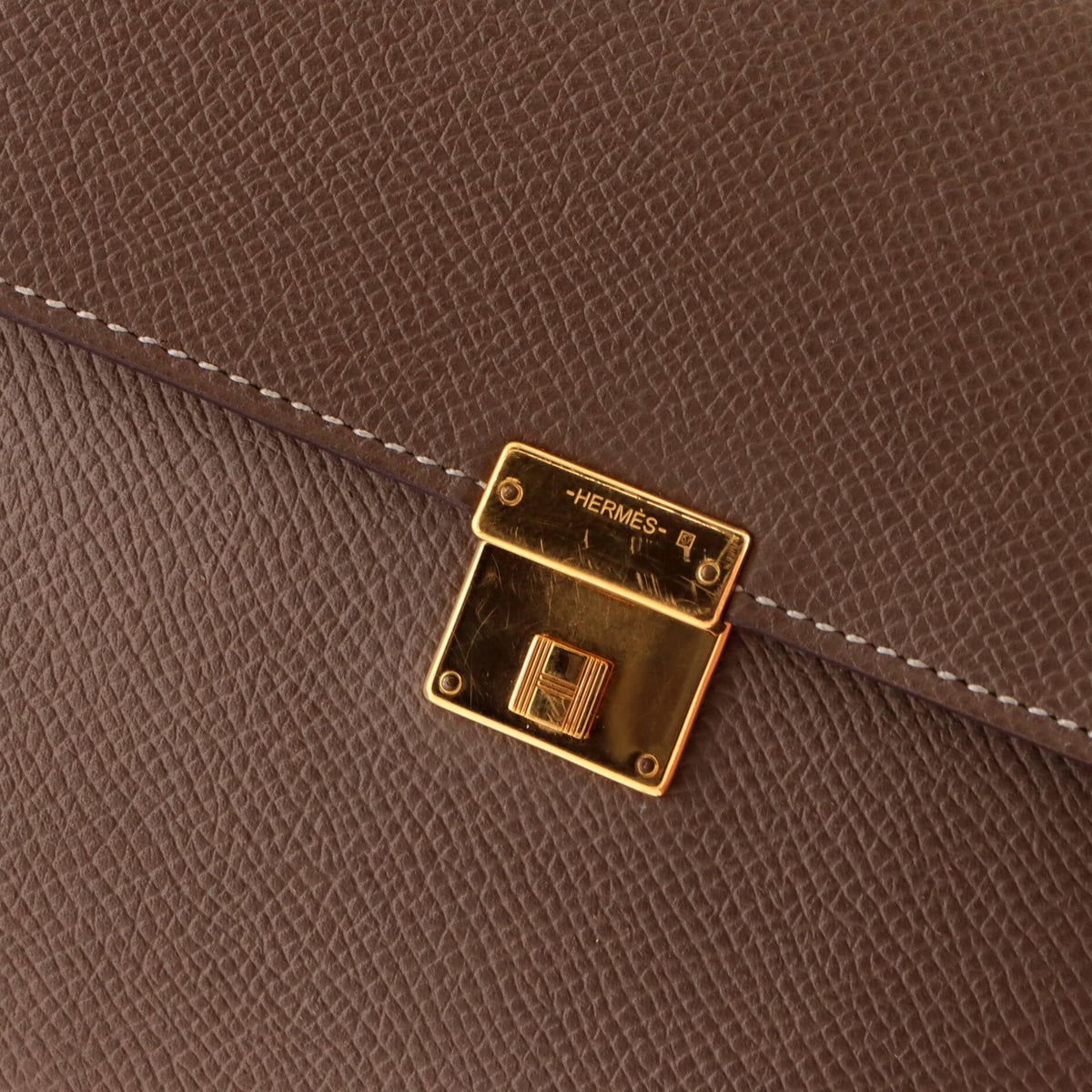 Clic Wallet on Strap Epsom 16
