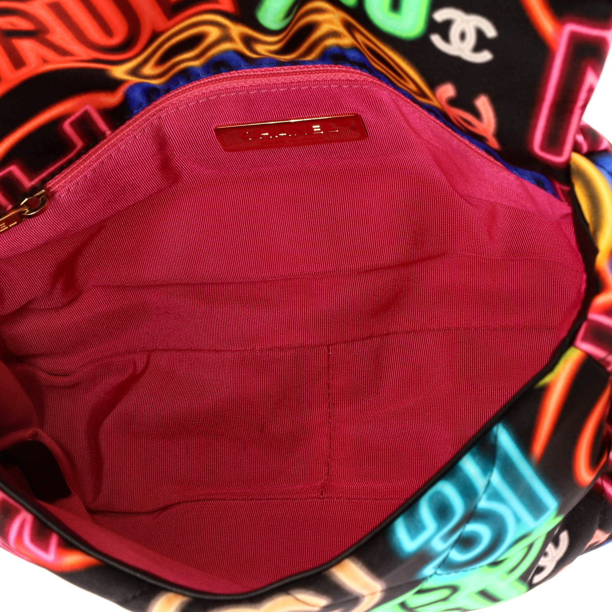 19 Flap Bag Quilted Graffiti Print Fabric Medium