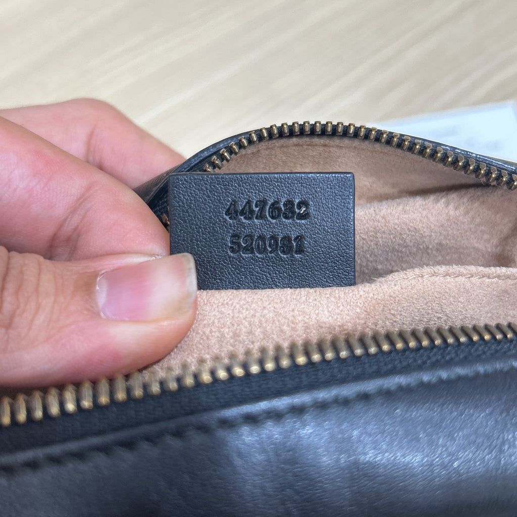 GG Marmont Shoulder Bag Matelasse Leather Small