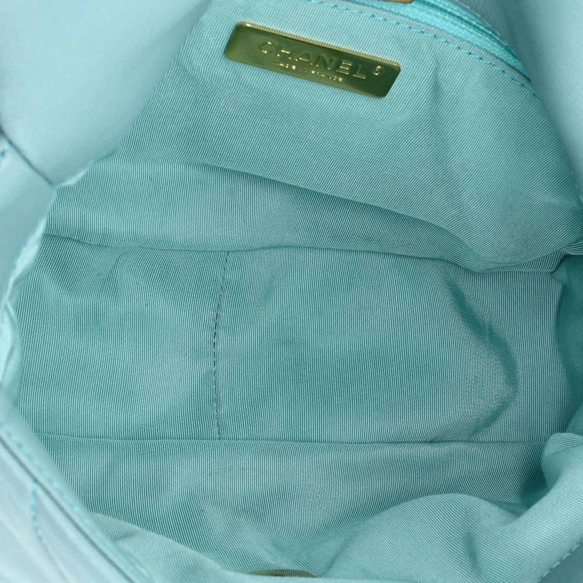 19 Flap Bag Quilted Leather Medium