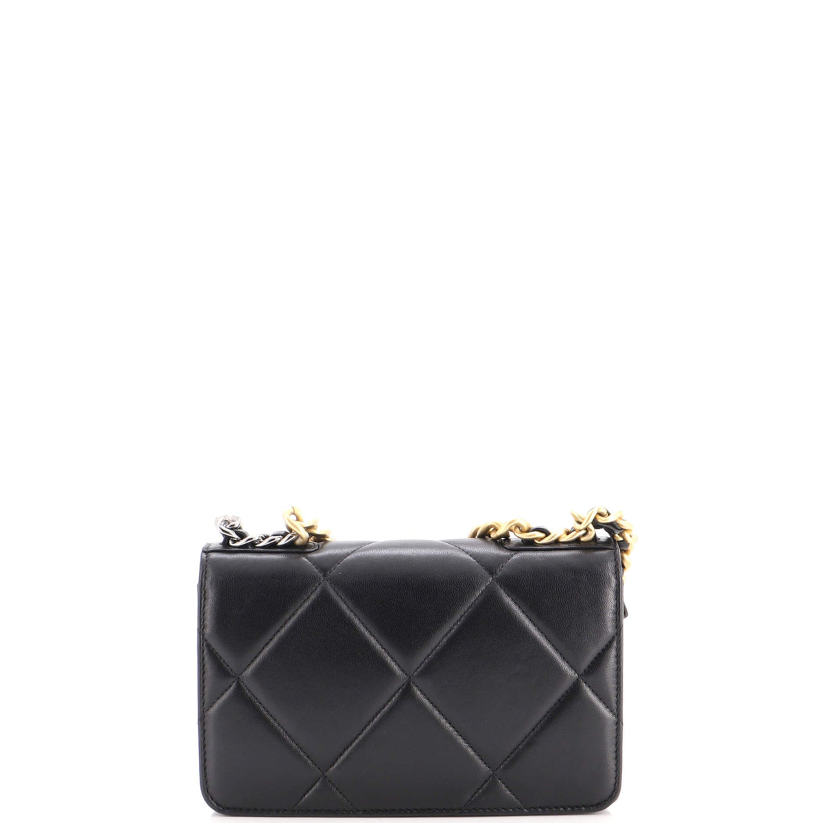 19 Wallet on Chain Quilted Lambskin