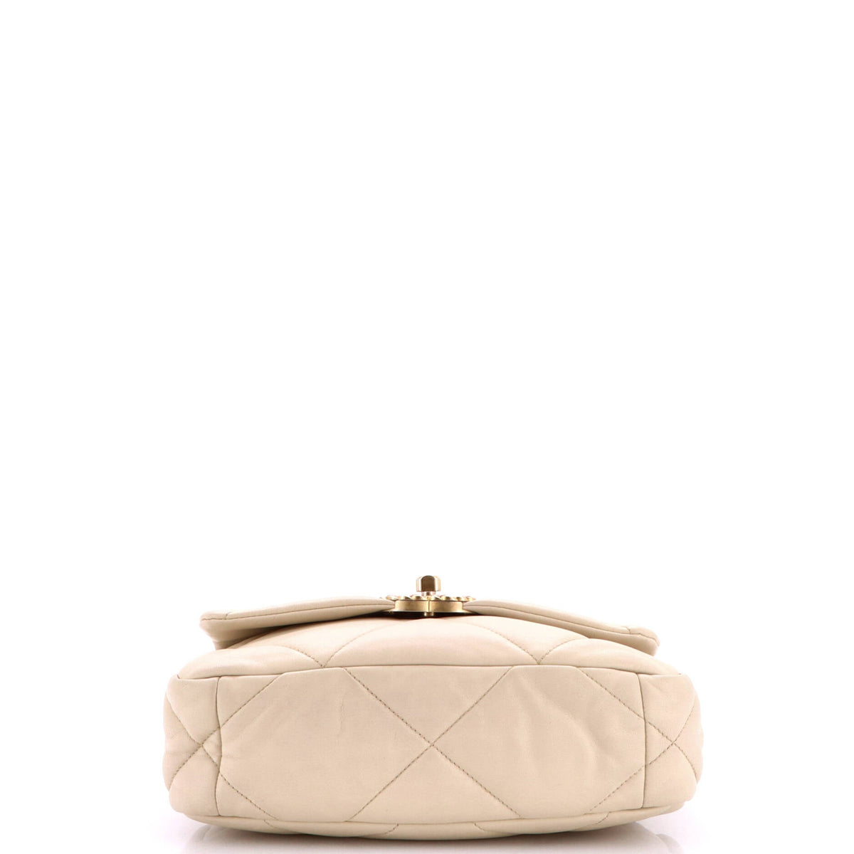 19 Flap Bag Quilted Leather Medium