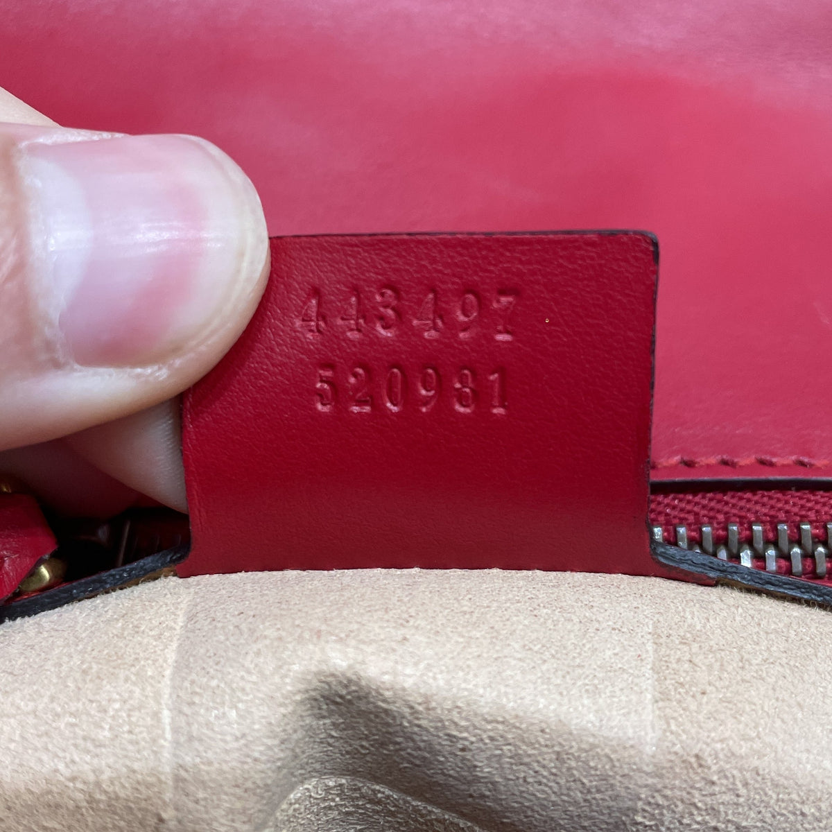 GG Marmont Flap Bag Matelasse Leather Small
