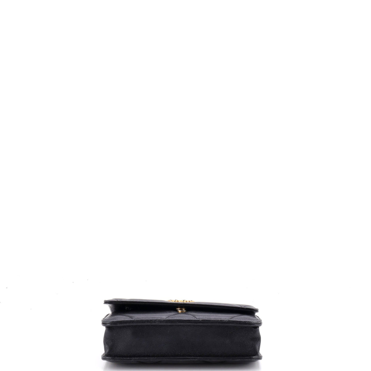 19 Wallet on Chain Quilted Goatskin