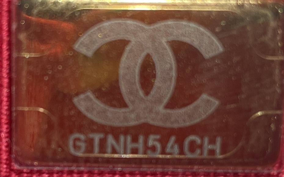 19 Wallet on Chain Quilted Goatskin