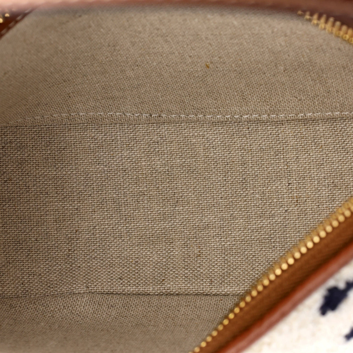 Ava Bag Triomphe Embroidered Boucle Textile