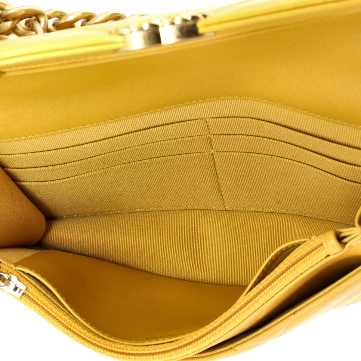19 Wallet on Chain Quilted Lambskin