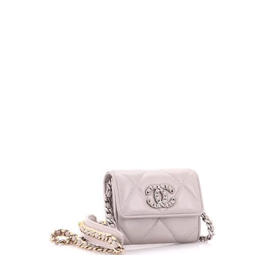 19 Card Holder on Chain Quilted Leather