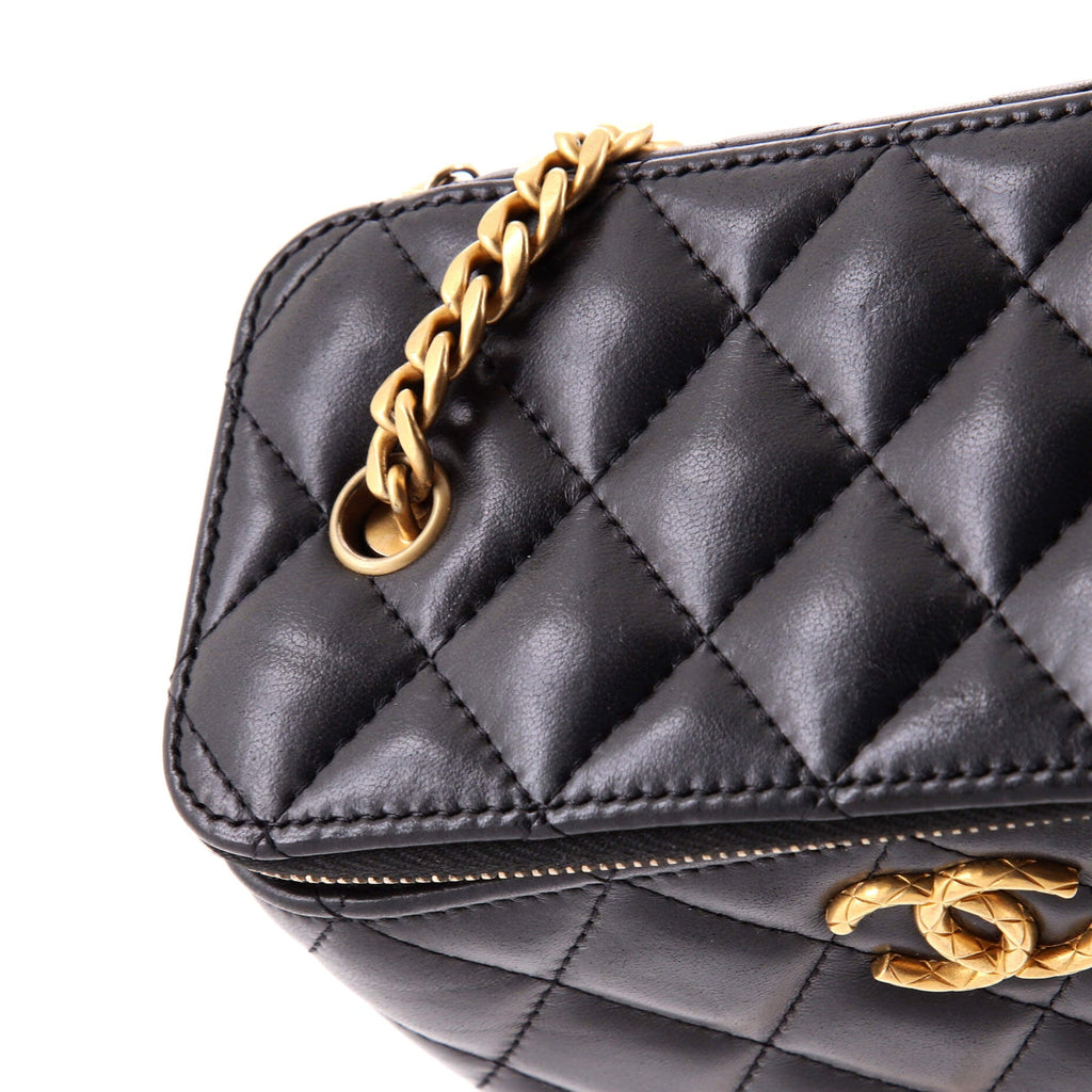 All Slide Long Vanity Case with Chain Quilted Lambskin Small