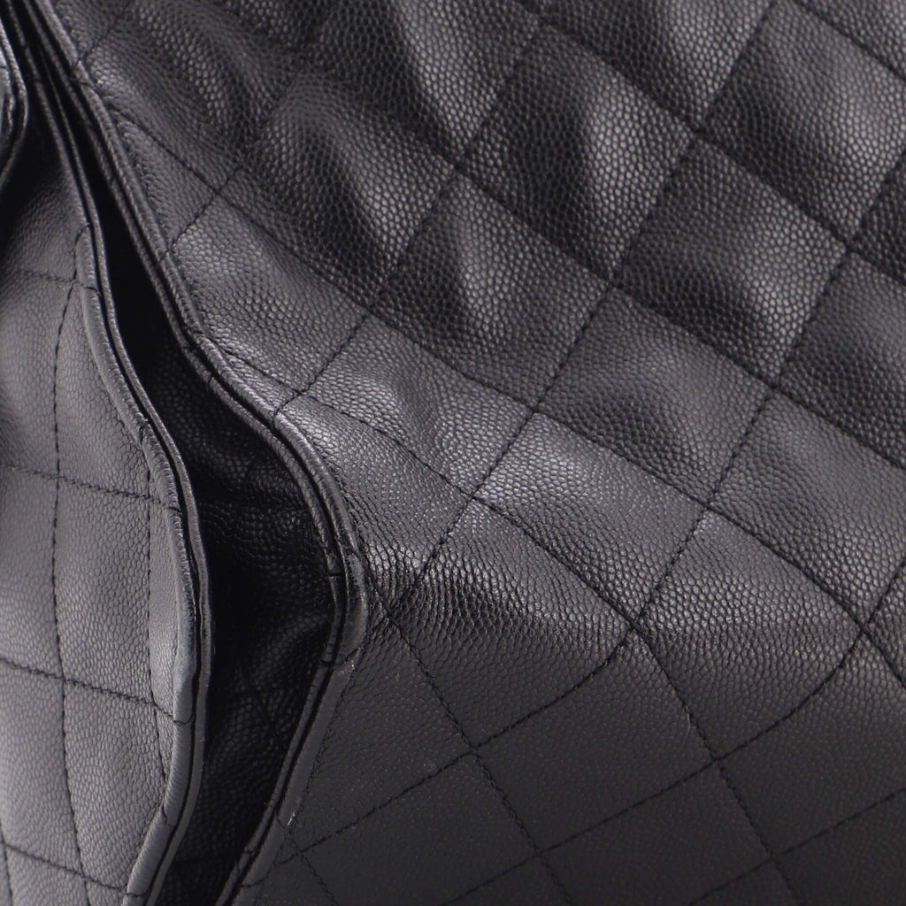 25 Hobo Bag Quilted Caviar Medium