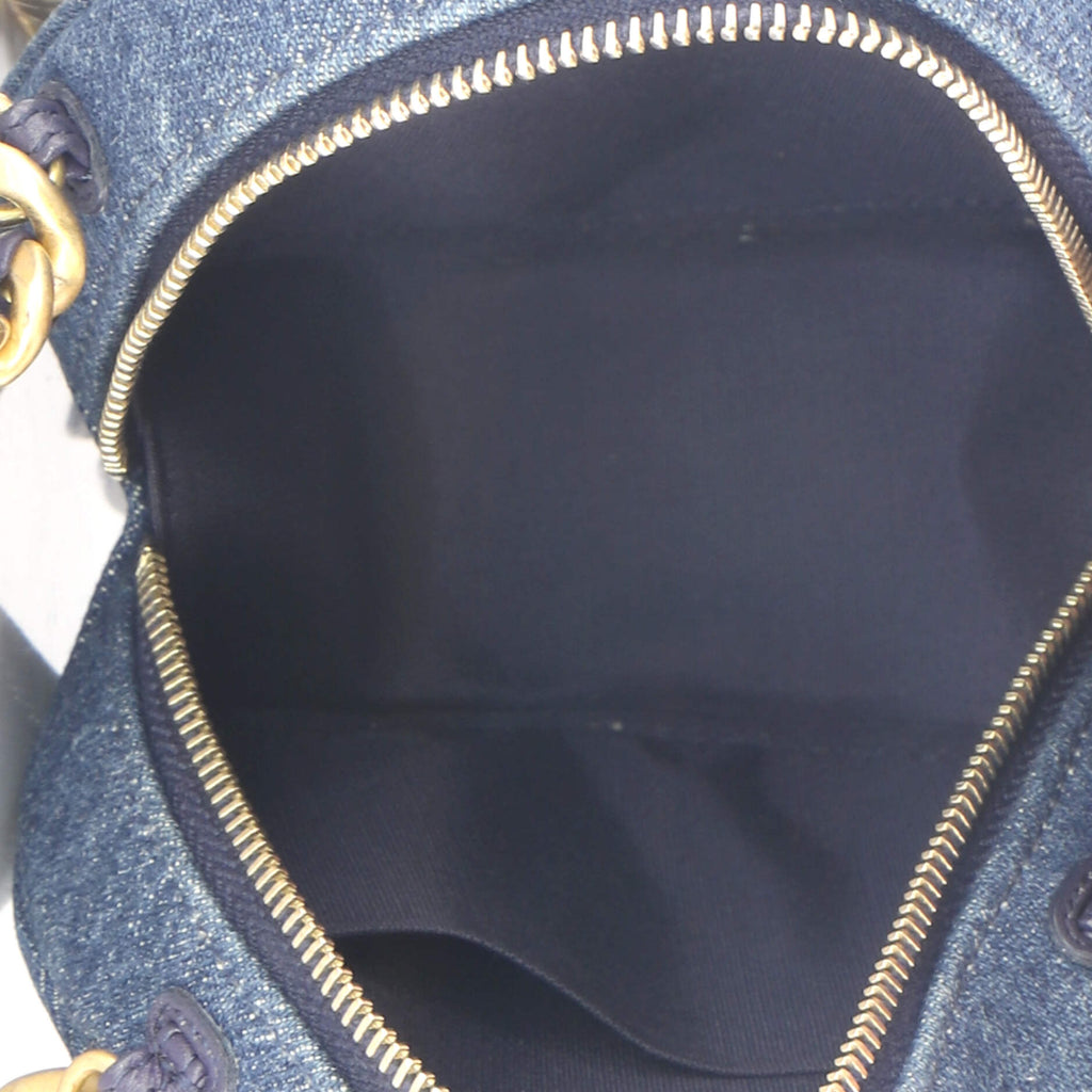 19 Round Clutch with Chain Quilted Denim