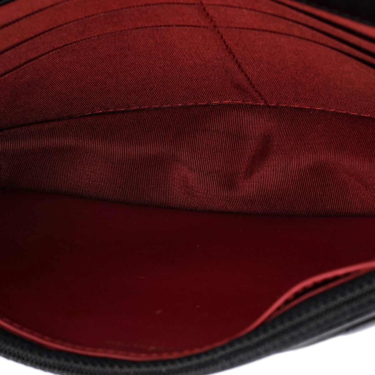19 Wallet on Chain Quilted Lambskin