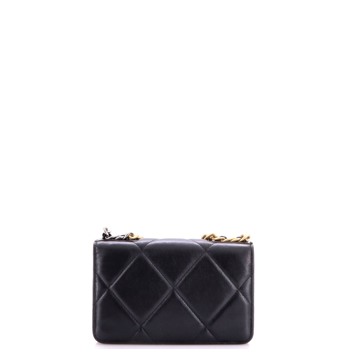19 Wallet on Chain Quilted Lambskin