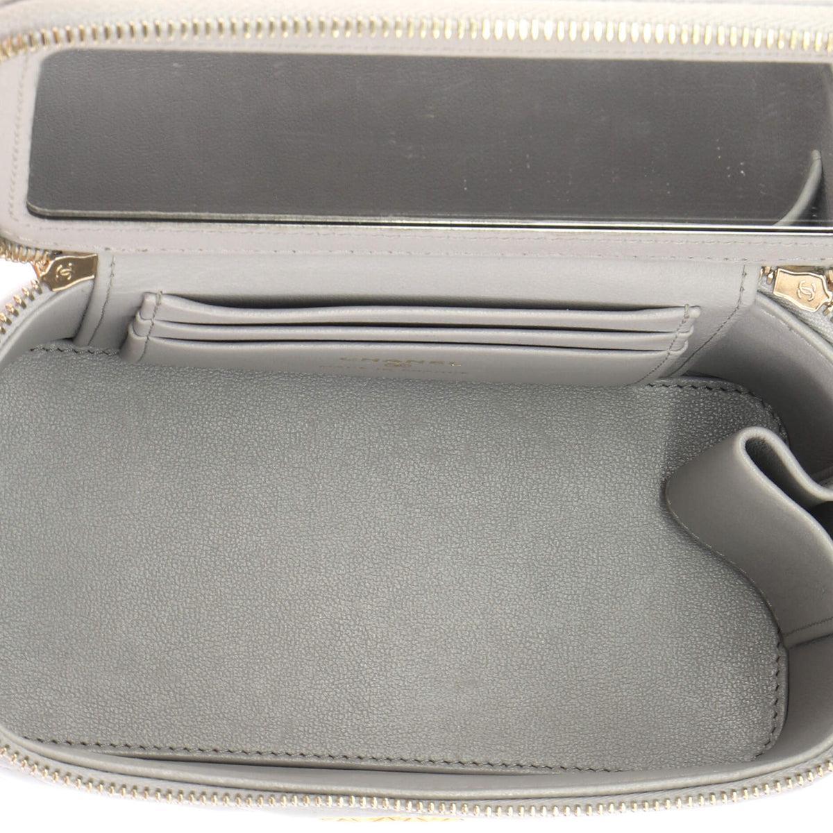 All Slide Long Vanity Case with Chain Quilted Lambskin Small