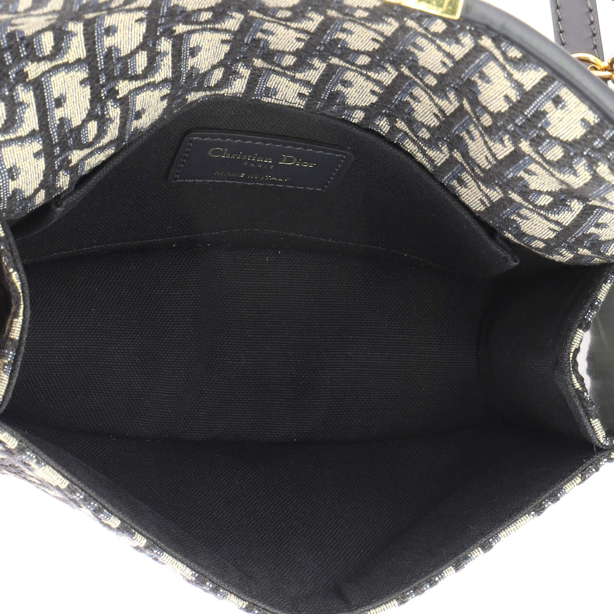30 Montaigne Chain Flap Bag Oblique Canvas East West