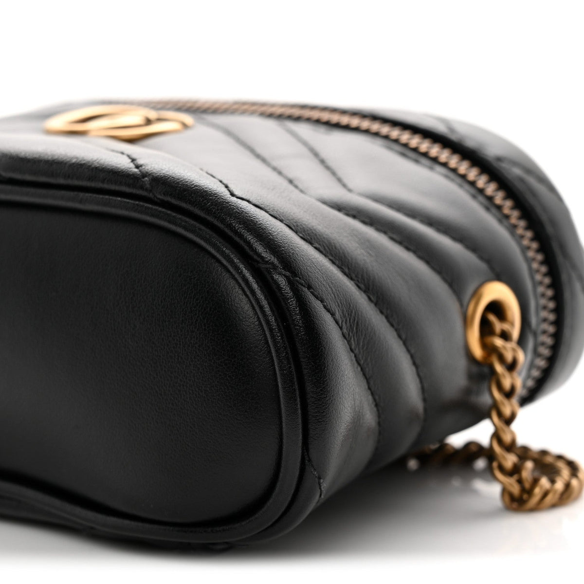 Calfskin Matelasse Chevron Mini GG Marmont Top Handle Bag Black