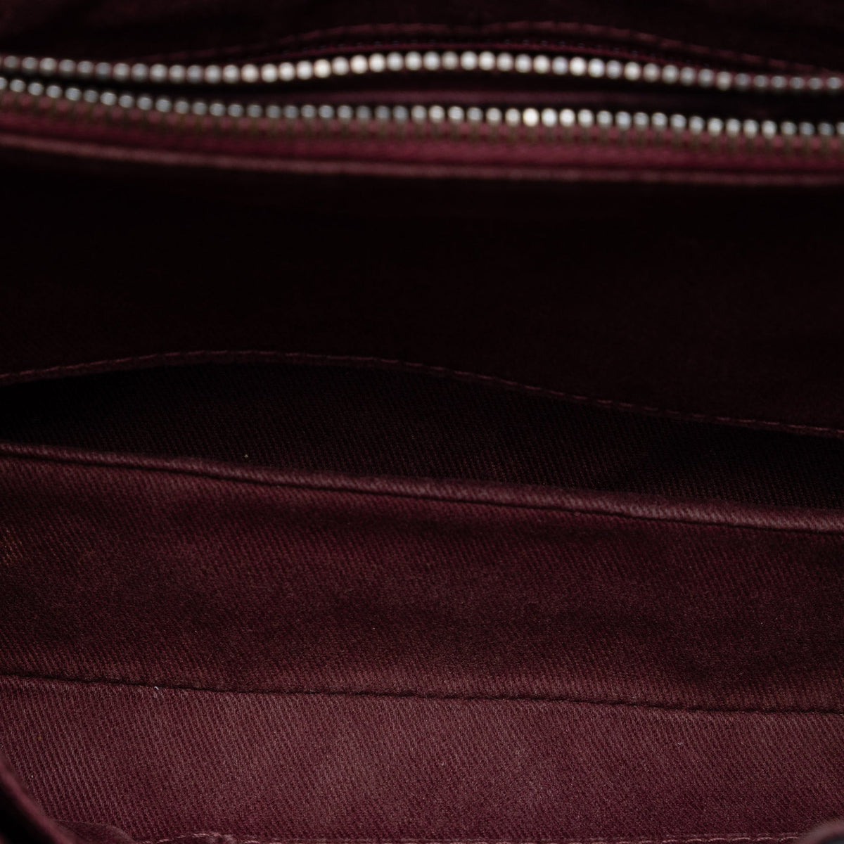 Aged Chain Compartment Messenger Bag Quilted Glazed Calfskin Medium