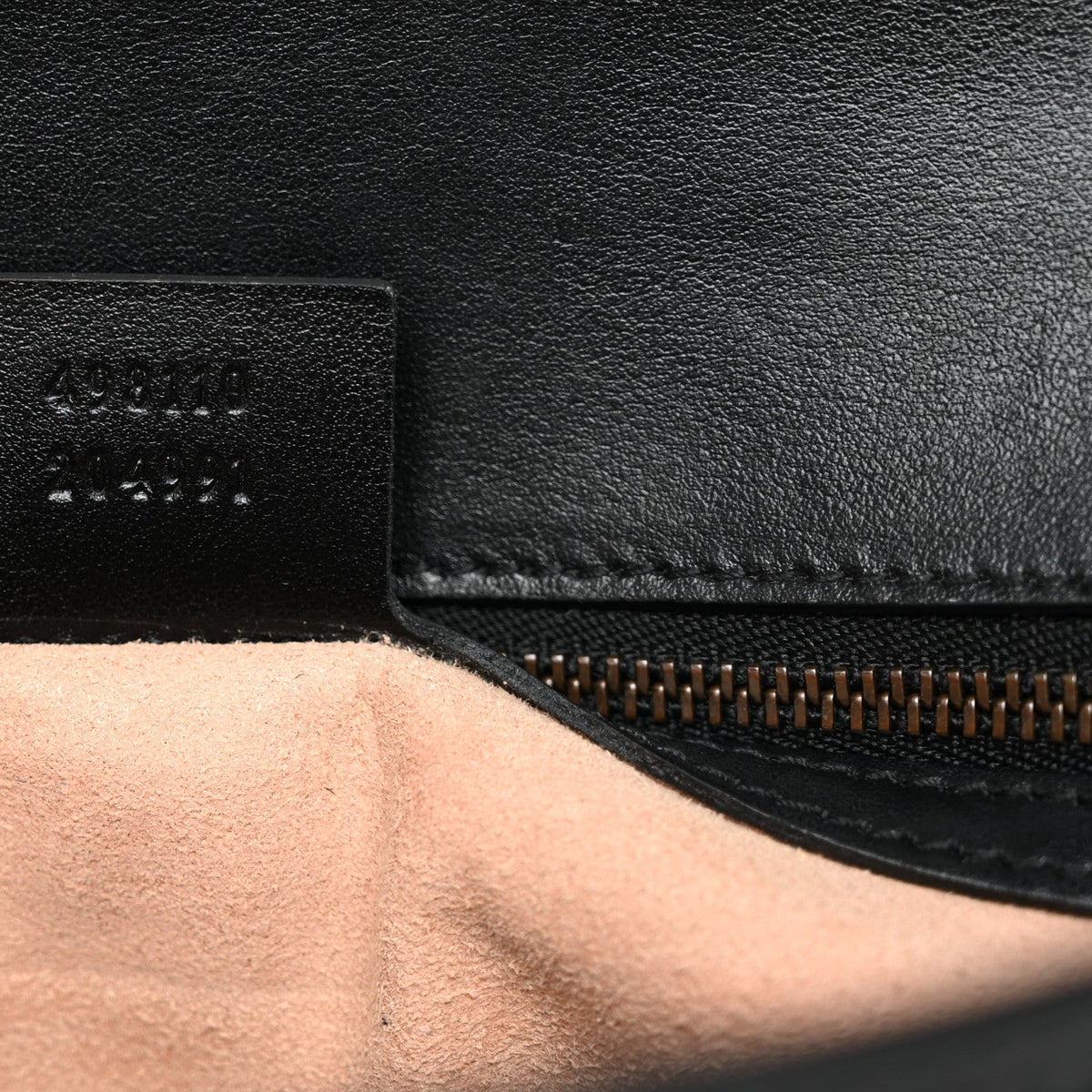Calfskin Matelasse Small GG Marmont Top Handle Shoulder Bag Black
