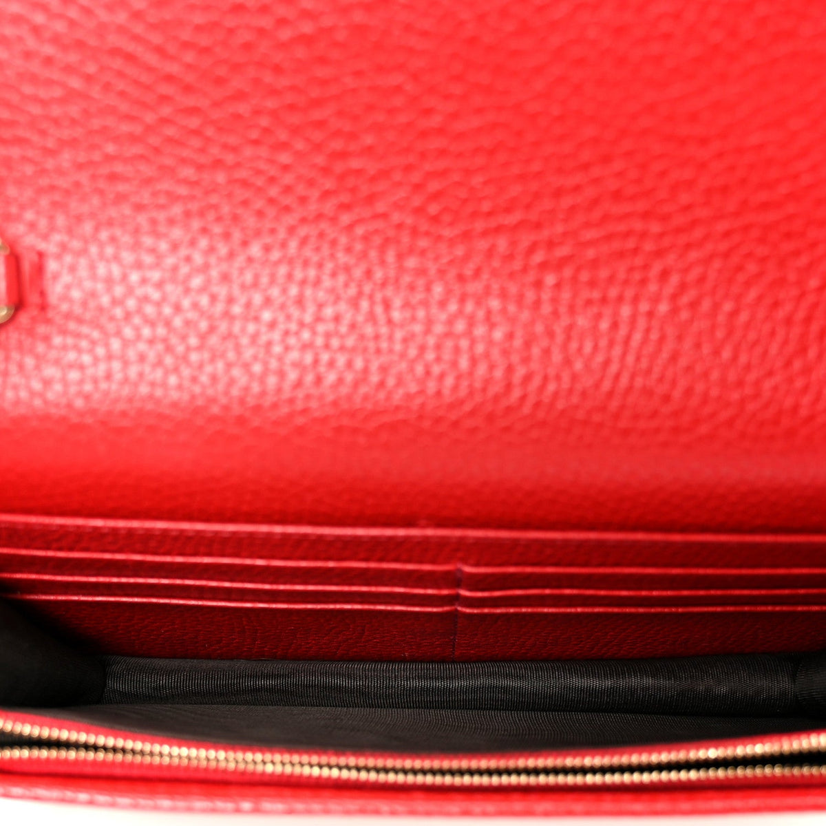 Pebbled Calfskin Soho Wallet on Chain Tabasco Red