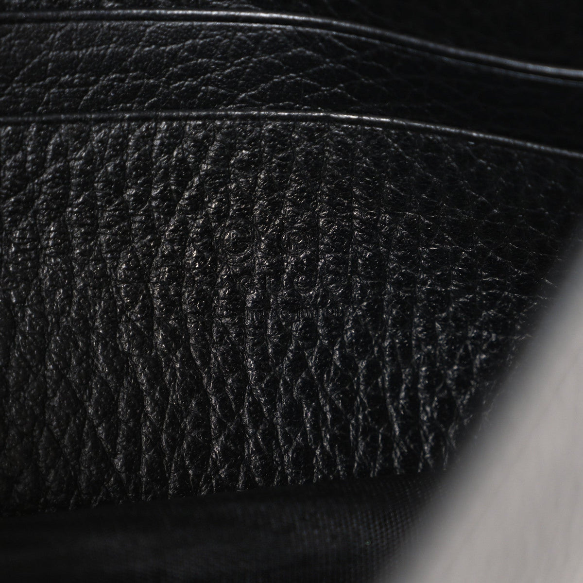 Dollar Calfskin Interlocking G Chain Wallet Black