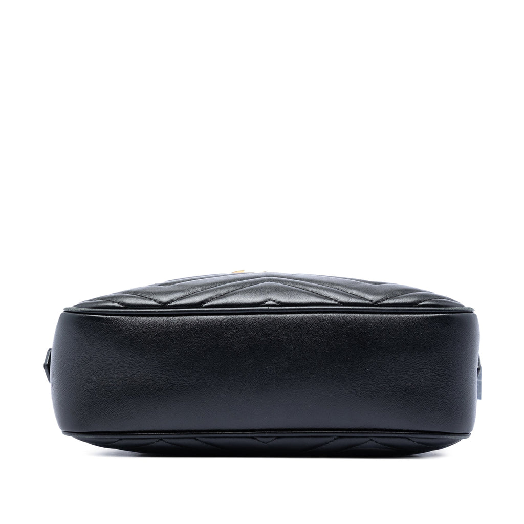 GG Marmont Shoulder Bag Matelasse Leather Small