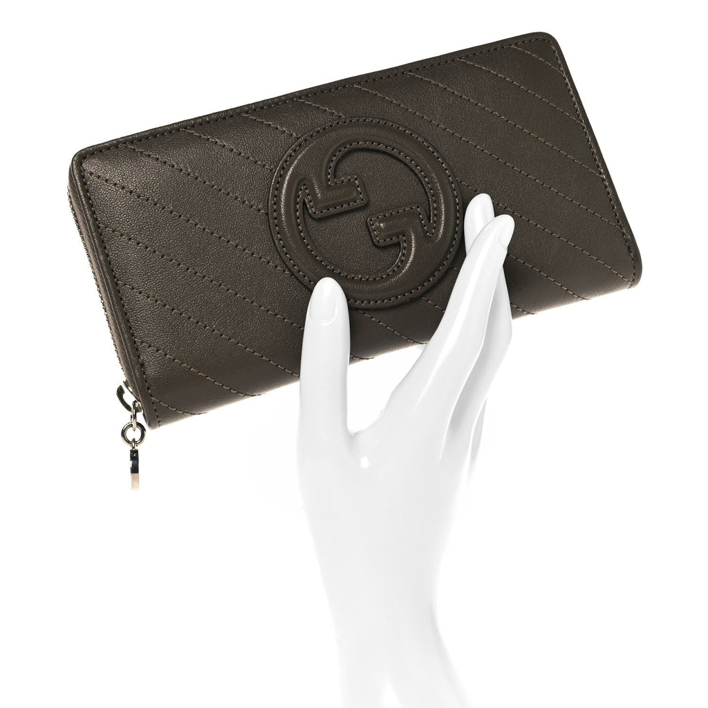 Sakai Be Green Calfskin Diagonal Stitched Blondie Zip Wallet Cuir
