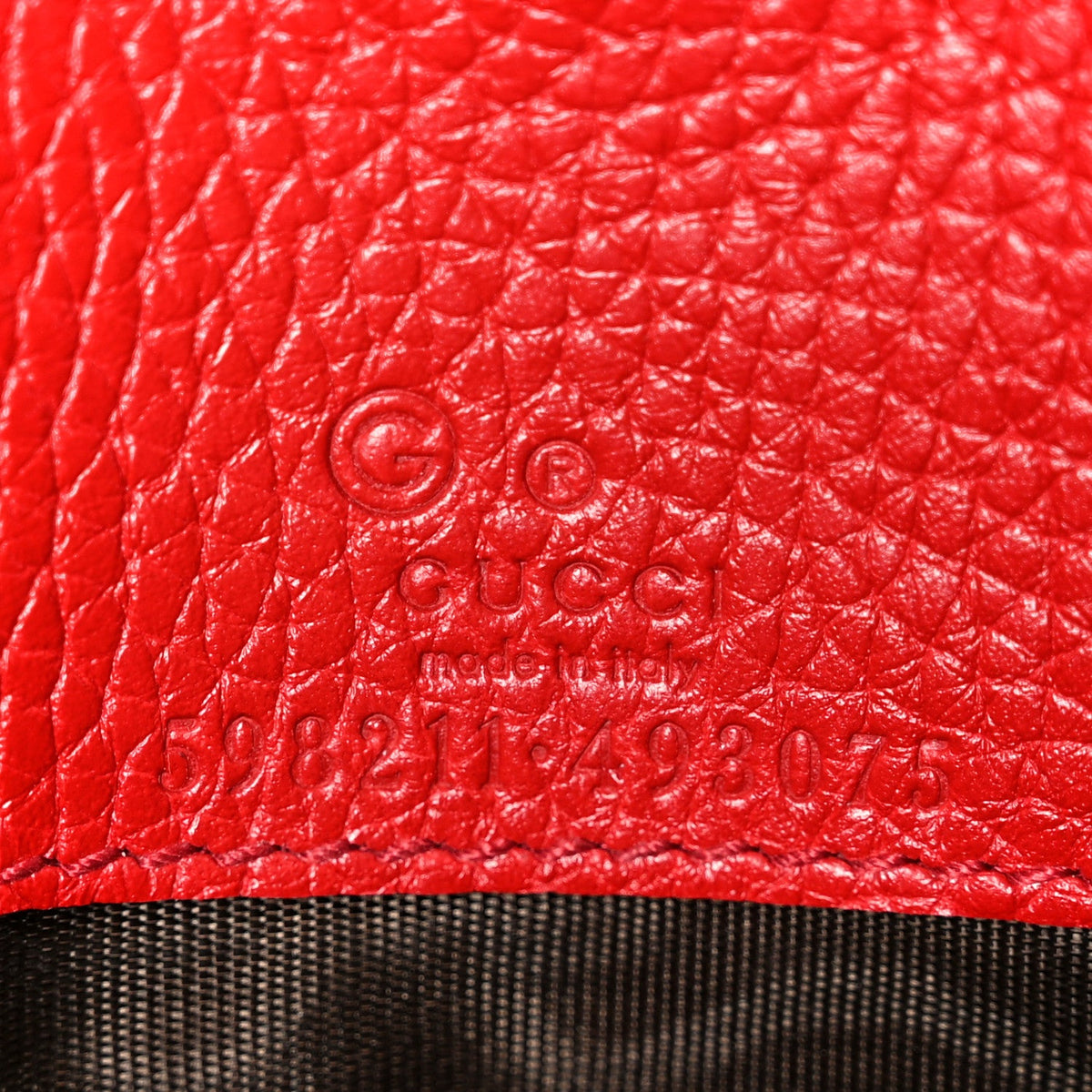 Pebbled Calfskin Soho Wallet on Chain Tabasco Red