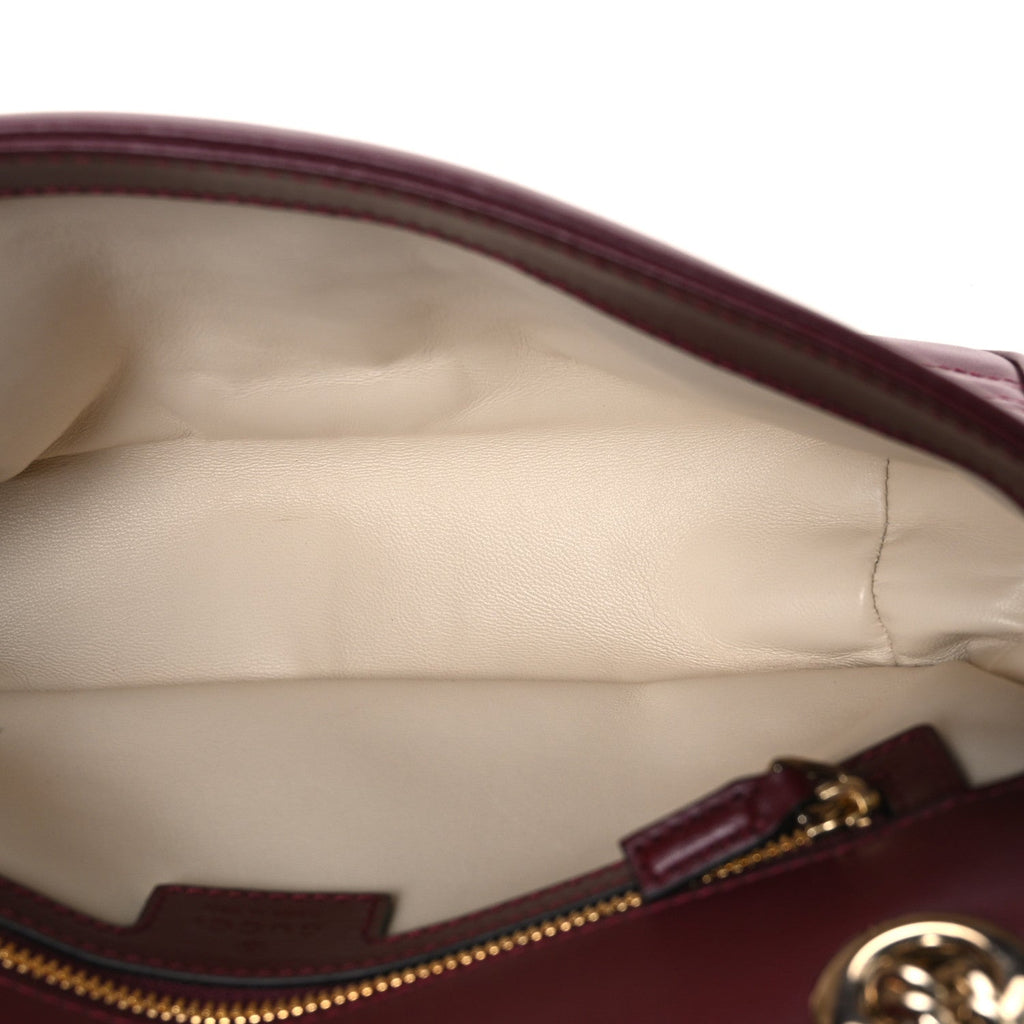 Calfskin Matelasse Medium GG Marmont Shoulder Bag Rosso Ancora Red