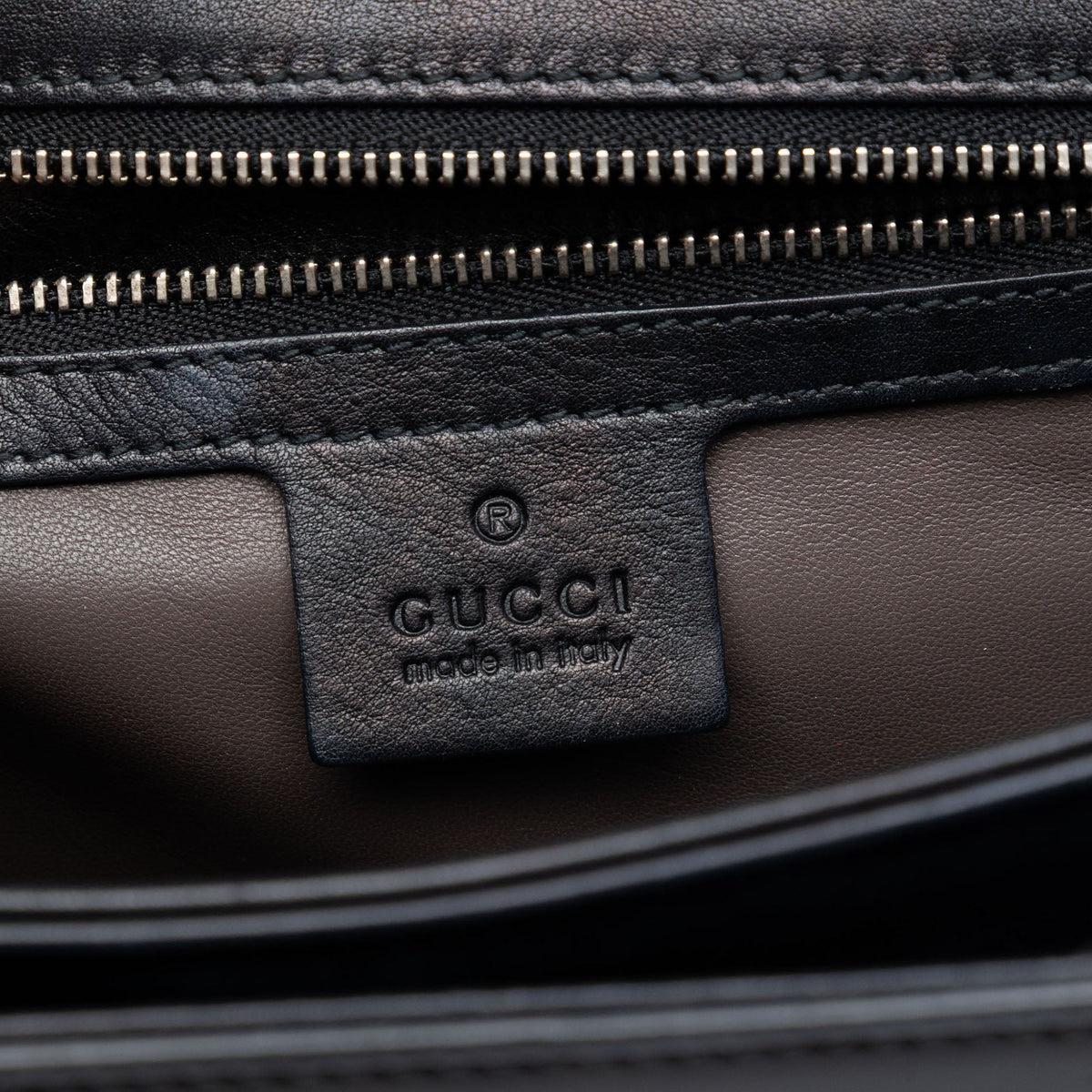 Interlocking Shoulder Bag Patent Medium