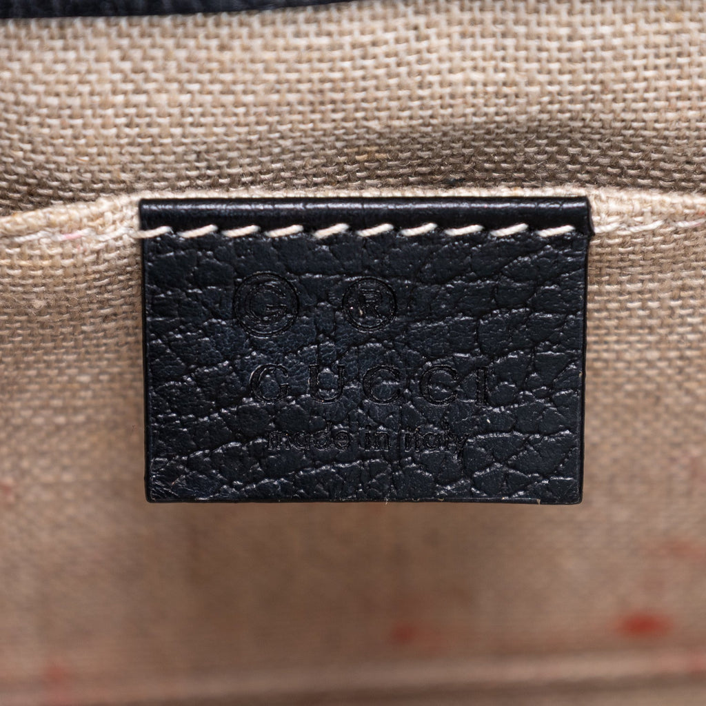 Interlocking Shoulder Bag Leather Small
