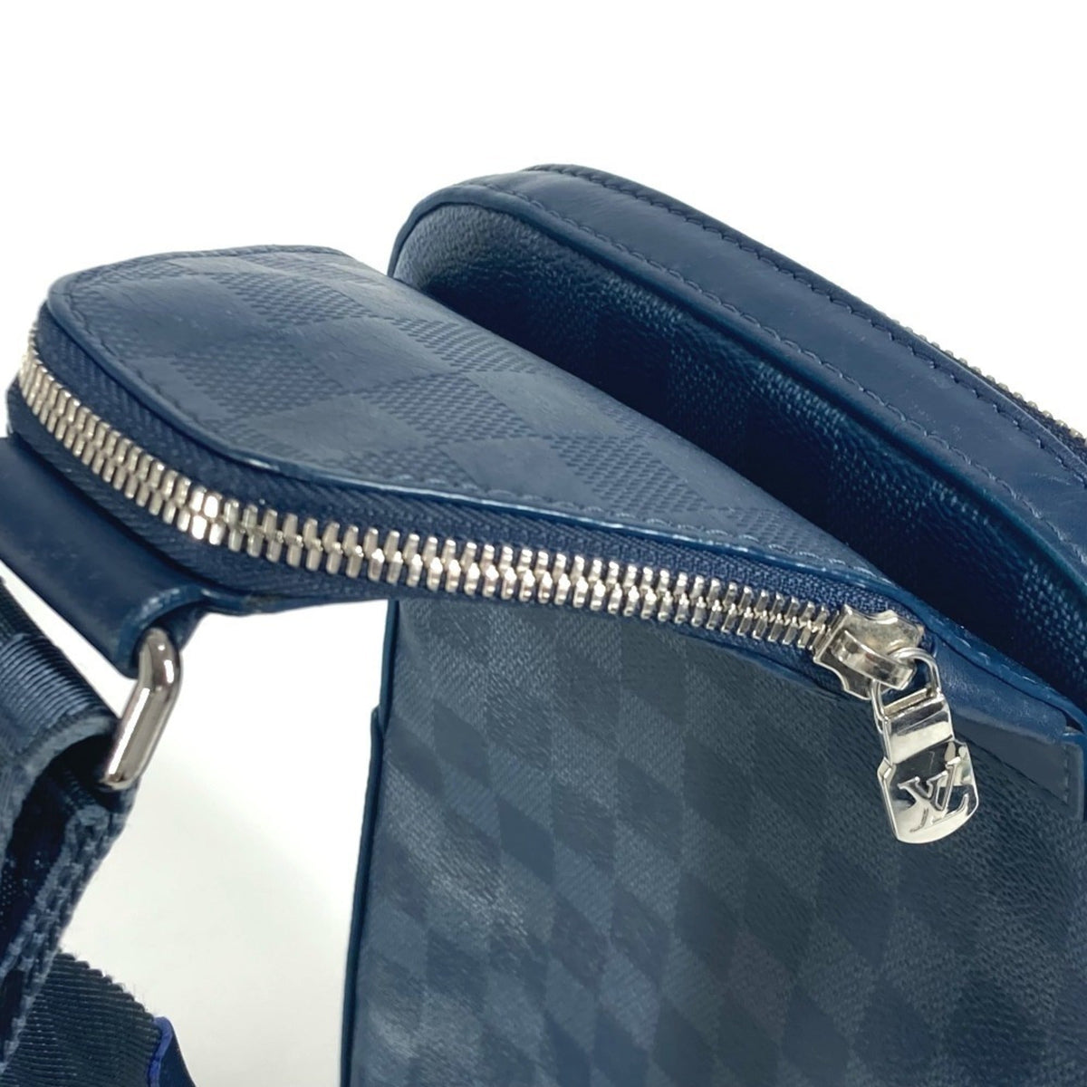 Avenue Sling Bag NM Damier Graphite and Damier Infini Leather