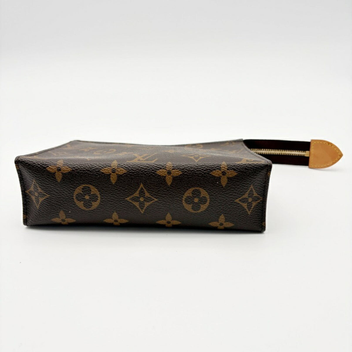 Toiletry Pouch Monogram Canvas 26